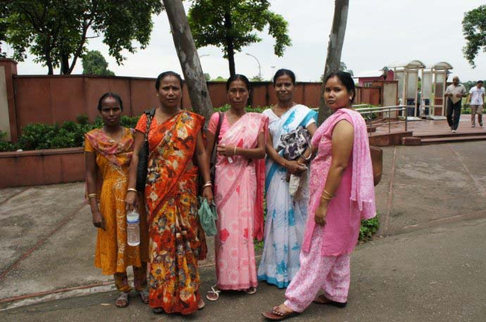 印度传统民族服饰习俗概述--印度妇女的服装